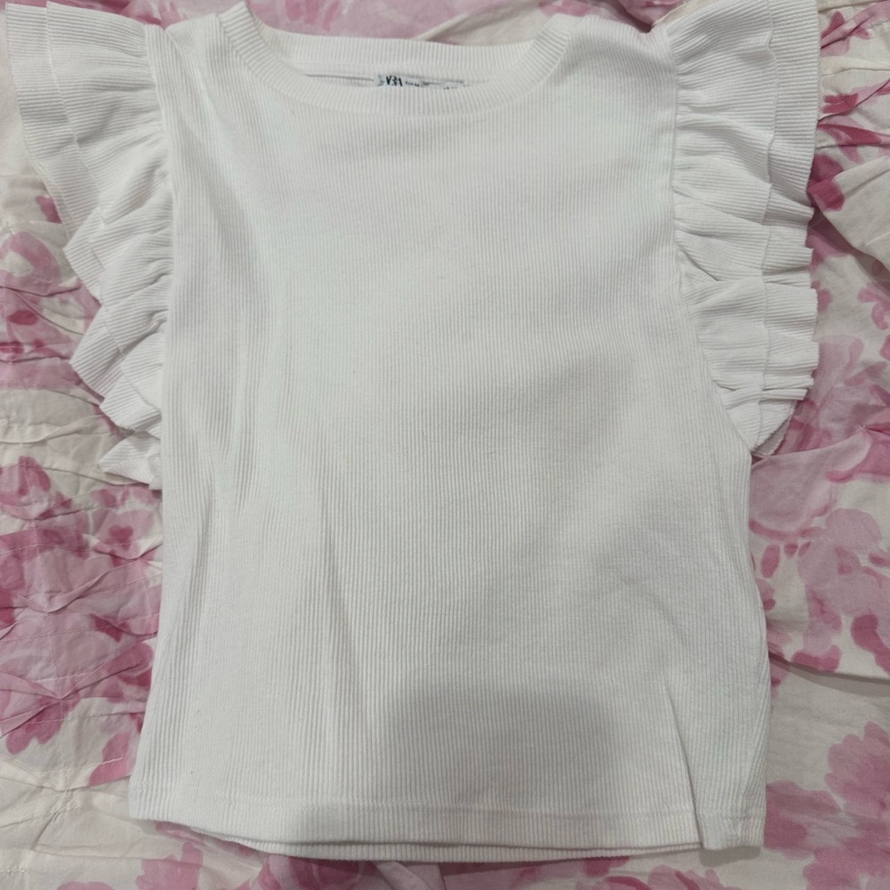 Zara ruffle tank size med, white